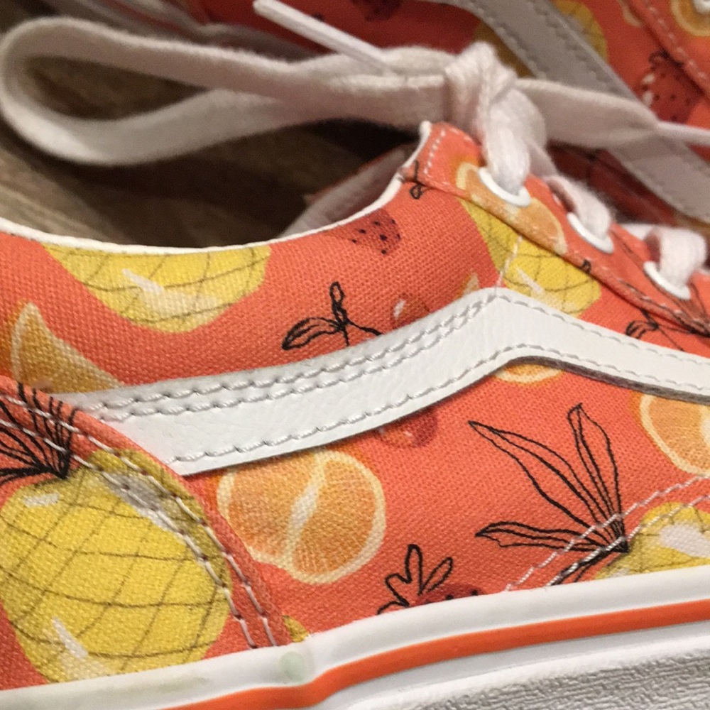 Vans Coral /Orange Fruit Print Sneakers Woman’s Size 6 - Picture 13 of 17